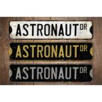 Astronaut-Premium-Quality-Rustic-Metal-Sign-Images