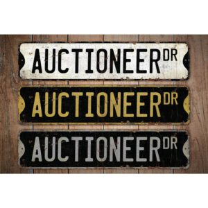 Auctioneer-Premium-Quality-Rustic-Metal-Sign-Images