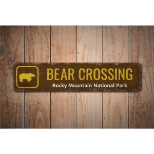 Bear-Crossing-Sign-Premium-Quality-Rustic-Metal-Sign-Images-1