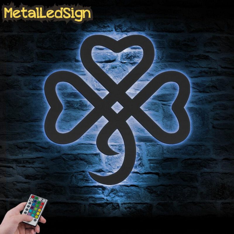 Clover-Metal-Wall-Art-LED-Light-7.jpg