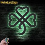 Clover-Metal-Wall-Art-LED-Light-Images.jpg