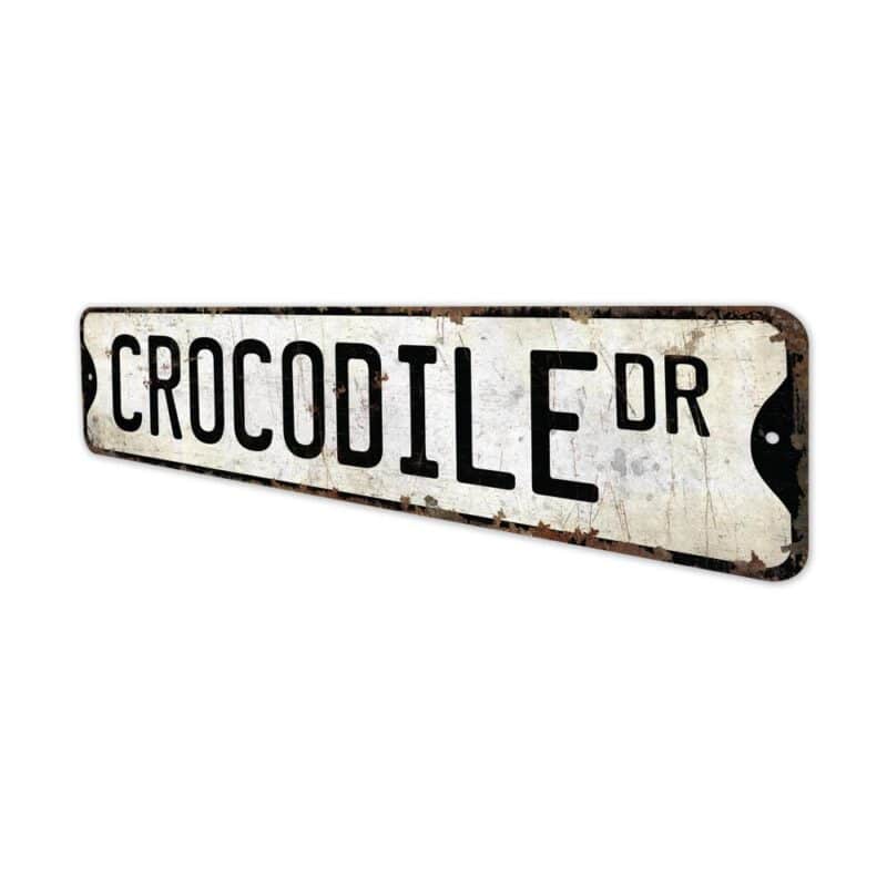 Crocodile-Premium-Quality-Rustic-Metal-Sign-4