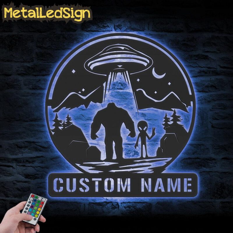 Custom-Bigfoot-Ailen-UFO-Metal-Wall-Art-LED-Light-3.jpg