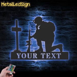 Custom-Soldier-Kneeling-Praying-At-Memorial-Cross-Metal-Wall-Led-1-3.jpg