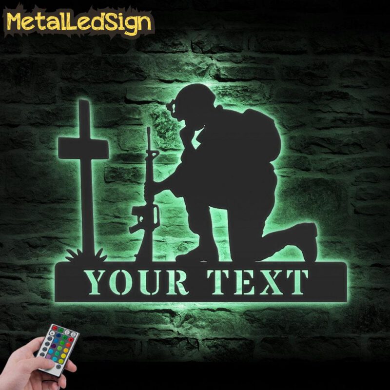 Custom-Soldier-Kneeling-Praying-At-Memorial-Cross-Metal-Wall-Led-1-7.jpg