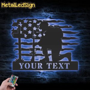 Custom-US-Soldier-Kneeling-Praying-At-Memorial-Cross-Metal-Wall-Art-3.jpg