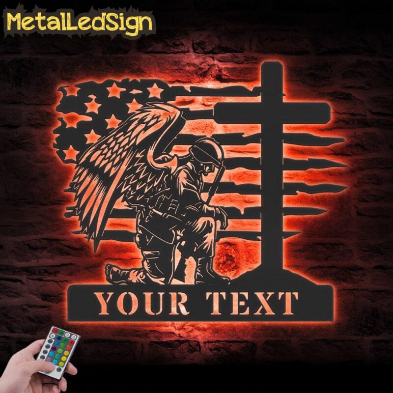 Custom-US-Soldier-Kneeling-Praying-At-Memorial-Cross-Metal-Wall-Led-1-5.jpg