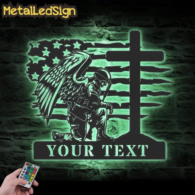 Custom-US-Soldier-Kneeling-Praying-At-Memorial-Cross-Metal-Wall-Led-1-7.jpg