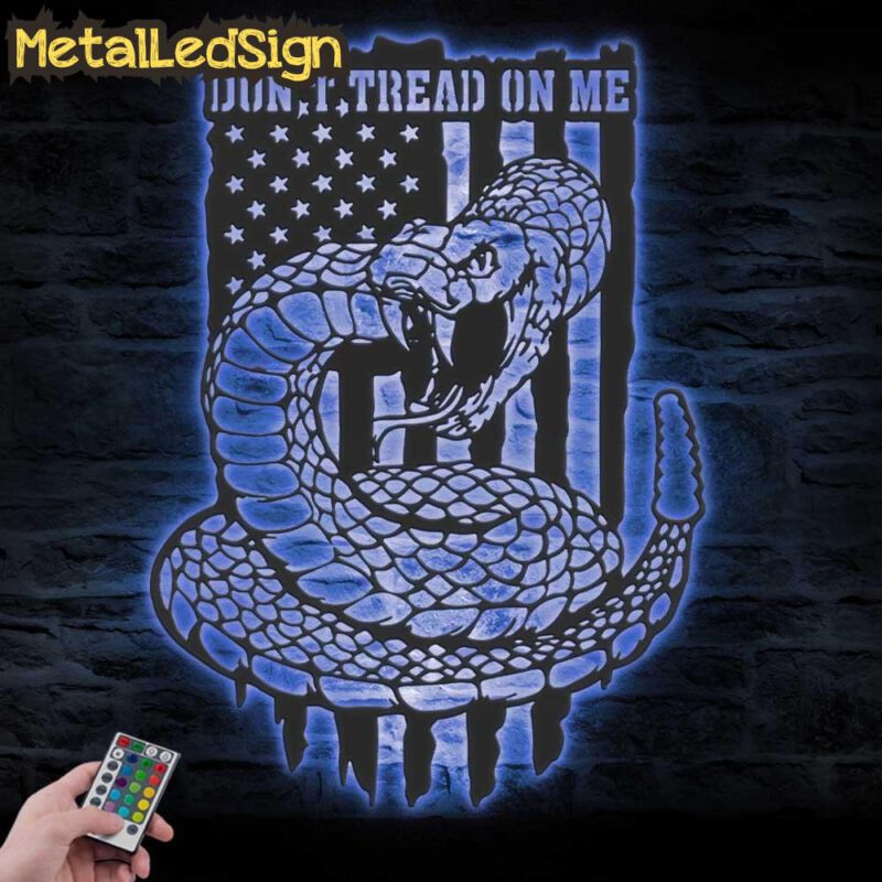 Dont-Tread-On-Me-Distressed-Flag-Metal-Wall-Art-LED-Light-3.jpg