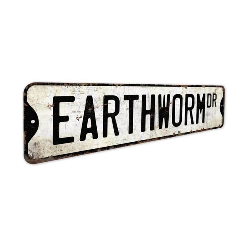 Earthworm-Premium-Quality-Rustic-Metal-Sign-3