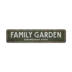 Family-Garden-Premium-Quality-Rustic-Metal-Sign-2