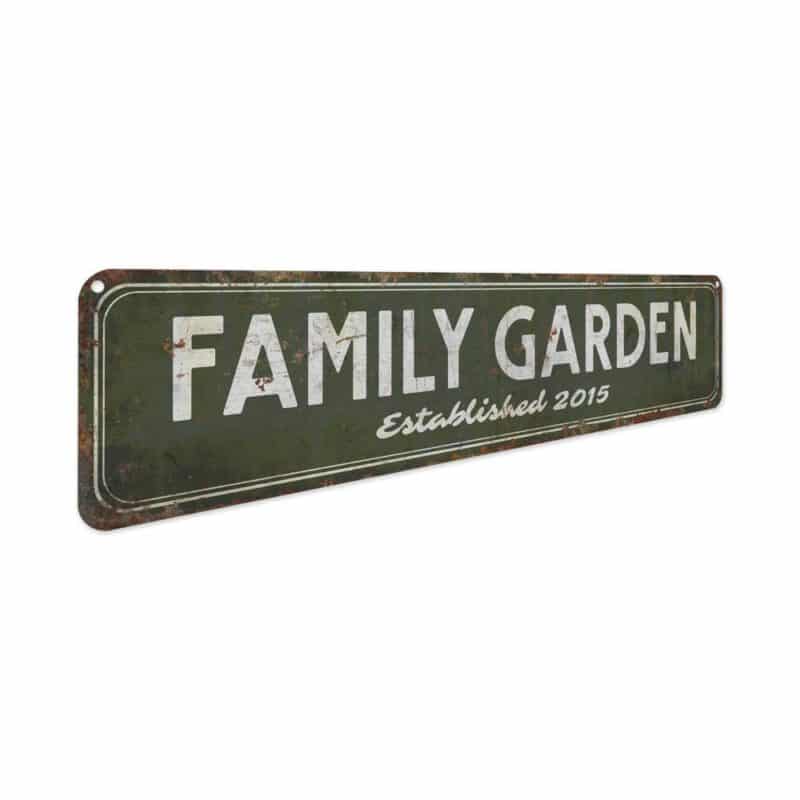 Family-Garden-Premium-Quality-Rustic-Metal-Sign-3