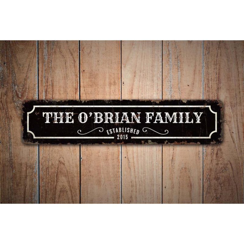 Family-Name-Sign-Premium-Quality-Rustic-Metal-Sign-Images-1