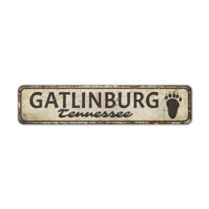 Gatlinburg-Tennessee-Sign-Premium-Quality-Rustic-Metal-Sign-2