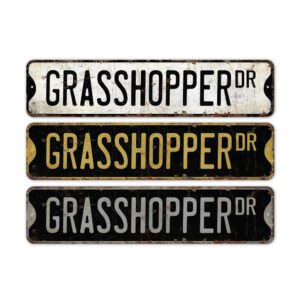 Grasshopper-Premium-Quality-Rustic-Metal-Sign-2