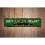 Hunters-Hideaway-Premium-Quality-Rustic-Metal-Sign-Images