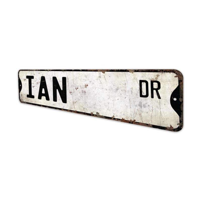 Ian-Name-Sign-Premium-Quality-Rustic-Metal-Sign-4