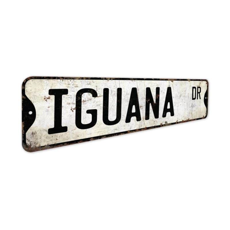 Iguana-Premium-Quality-Rustic-Metal-Sign-3