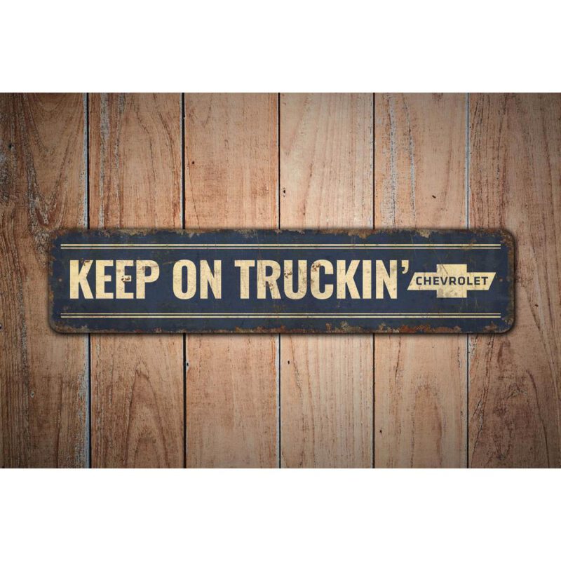 Keep-on-Trucking-Premium-Quality-Rustic-Metal-Sign-Images