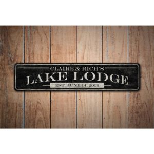 Lake-Lodge-Sign-Premium-Quality-Rustic-Metal-Sign-Images