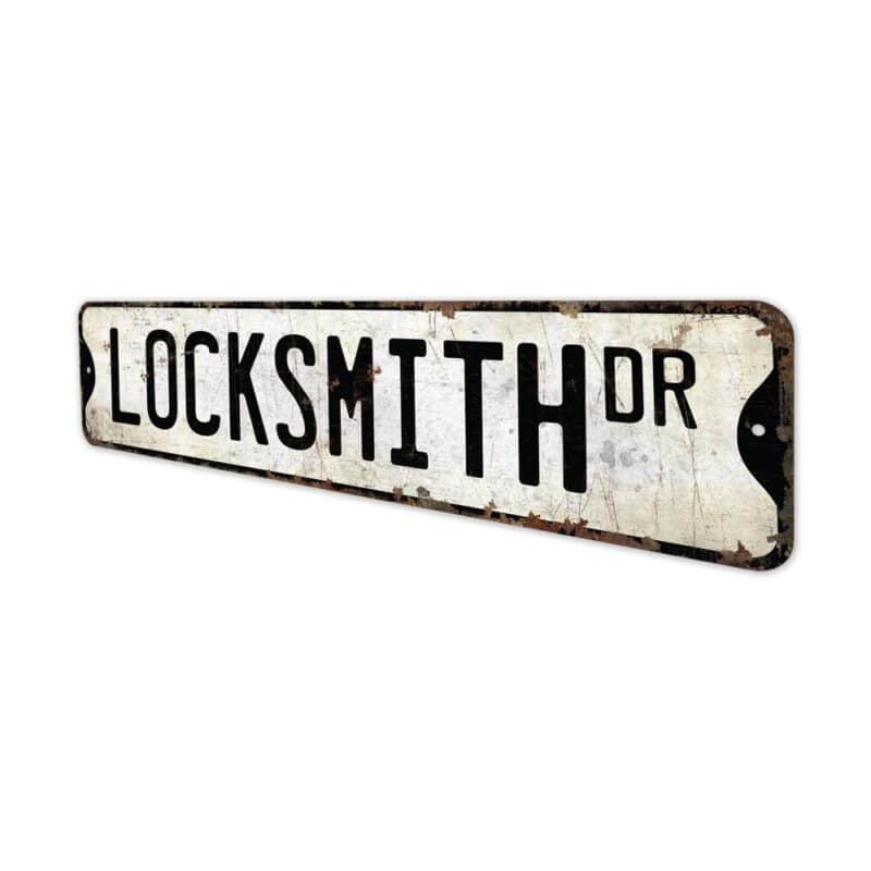 Locksmith-Premium-Quality-Rustic-Metal-Sign-4