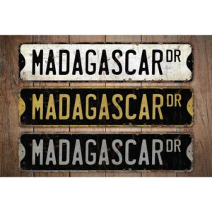 Madagascar-Premium-Quality-Rustic-Metal-Sign-Images