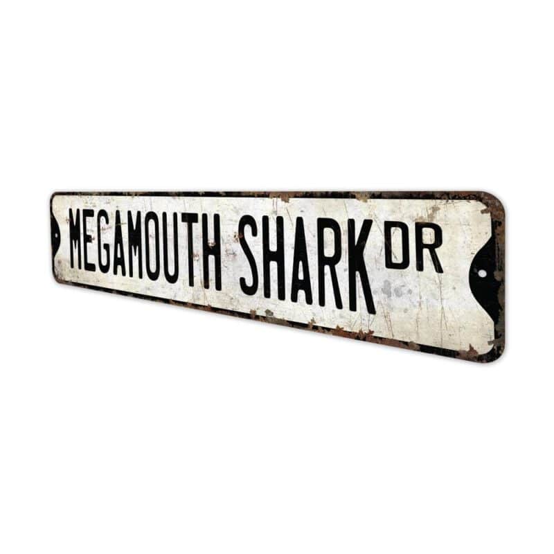 Megamouth-Shark-Premium-Quality-Rustic-Metal-Sign-4