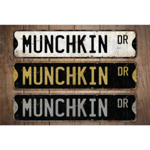 Munchkin-Dr-Premium-Quality-Rustic-Metal-Sign-Images