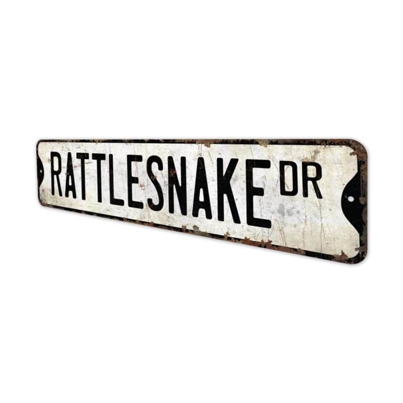 Rattlesnake-Premium-Quality-Rustic-Metal-Sign-4