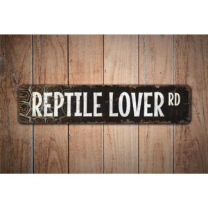 Reptile-Lover-Premium-Quality-Rustic-Metal-Sign-Images-1