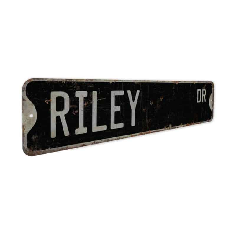 Riley-Name-Sign-Premium-Quality-Rustic-Metal-Sign-7