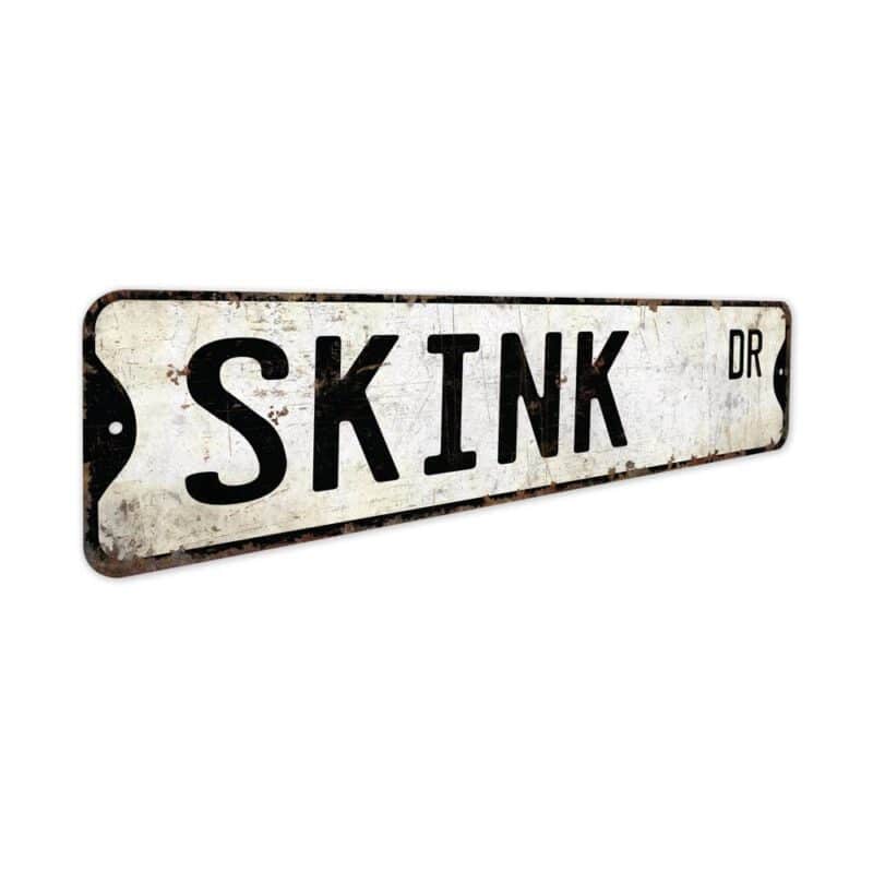 Skink-Premium-Quality-Rustic-Metal-Sign-3