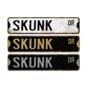 Skunk-Premium-Quality-Rustic-Metal-Sign-2