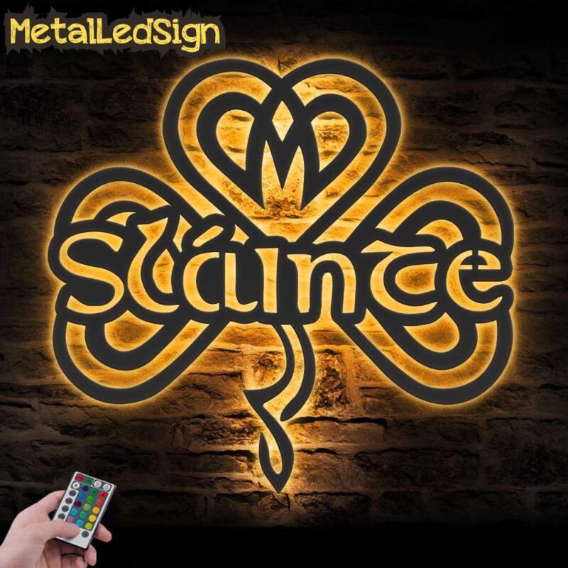 Slainte-Slainte-Celtic-Knot-Shamrock-Metal-Wall-Art-LED-Light-7.jpg