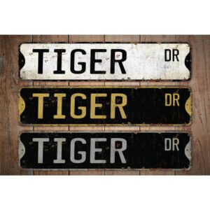 Tiger-Premium-Quality-Rustic-Metal-Sign-Images