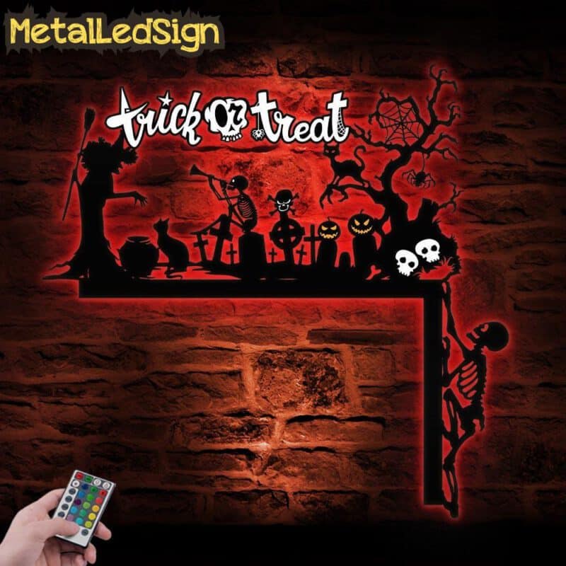 Trick-Or-Treat-Halloween-Door-Corner-Metal-Wall-Art-with-LED-Light-5.jpg