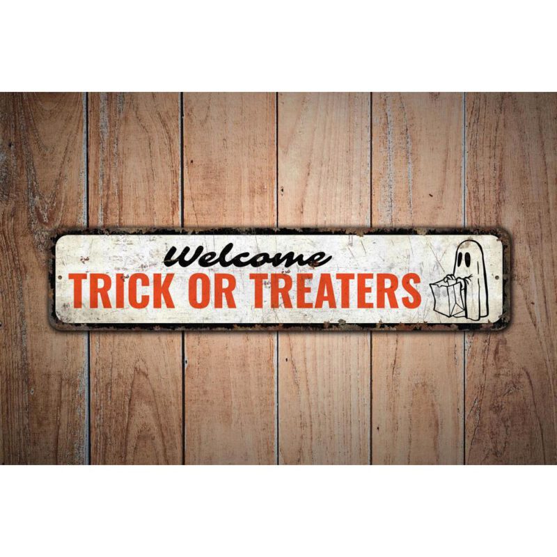 Welcome-Trick-or-Treaters-Premium-Quality-Rustic-Metal-Sign-Images